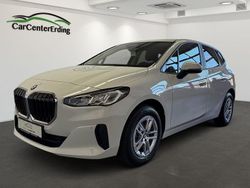 Weiß Gebraucht 2022 BMW 218 Active Tourer Sport Line Van / Kleinbus | 26.990 € (Fairer Preis)