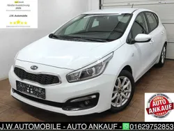 Weiß Gebraucht 2017 Kia Ceed Limousine | 6.651 € (Superpreis)