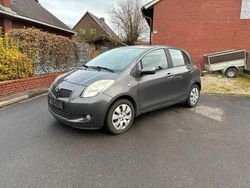 Grau Gebraucht 2008 Toyota Yaris Kleinwagen | 3.699 € (Fairer Preis)