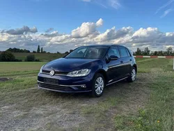 Blau Gebraucht 2018 VW Golf VII Join Limousine | 13.500 € (Guter Preis)
