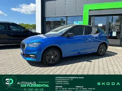 Raceblau metallic Gebraucht 2024 Skoda Fabia Selection Limousine | 19.980 € (Etwas zu teuer)