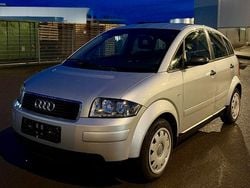 Silber Gebraucht 2004 Audi A2 Ambiente Kleinwagen | 3.999 € (Fairer Preis)
