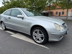 Gebraucht 2003 Mercedes C180 Coupé | 999 € (Fairer Preis)