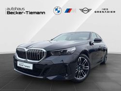 M carbonschwarz Gebraucht 2025 BMW i5 M Sport Limousine | 58.710 € (Etwas zu teuer)