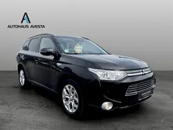 Pantherschwarz (p) Gebraucht 2014 Mitsubishi Outlander Instyle SUV | 14.990 € (Fairer Preis)
