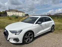 Weiß Gebraucht 2021 Audi A3 Sportback Advanced Limousine | 29.000 € (Etwas zu teuer)