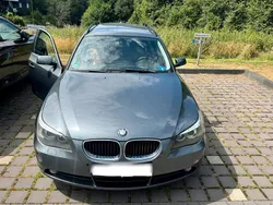 Silber Gebraucht 2005 BMW 525 Kombi | 2.700 €