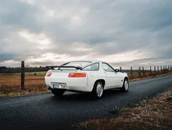 Weiß Gebraucht 1988 Porsche 928 Coupé | 25.990 €