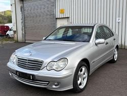 Silber Gebraucht 2004 Mercedes C180 Limousine | 2.290 € (Guter Preis)