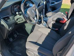 Weiß Gebraucht 2018 Opel Zafira Tourer Van / Kleinbus | 10.900 € (Fairer Preis)