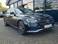 Schwarz Gebraucht 2021 Mercedes E300 Avantgarde Limousine | 28.990 € (Superpreis)