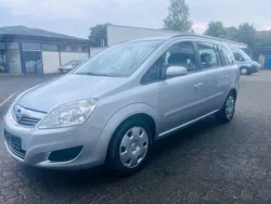 Silber Gebraucht 2009 Opel Zafira Basis Van / Kleinbus | 4.999 € (Etwas zu teuer)