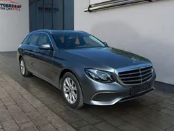 Selenitgrau Gebraucht 2018 Mercedes E220 Exclusive Limousine | 25.980 € (Superpreis)