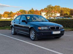 Blau Gebraucht 2003 BMW 316 Limousine | 650 € (Superpreis)