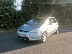 Silber Gebraucht 2009 Ford S-MAX S Van / Kleinbus | 3.500 € (Fairer Preis)