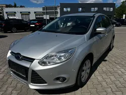 Silber Gebraucht 2013 Ford Focus Trend Limousine | 3.690 € (Superpreis)