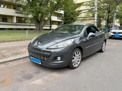Grau Gebraucht 2013 Peugeot 207 CC Allure Cabrio | 6.900 € (Etwas zu teuer)