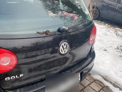Schwarz Gebraucht 2004 VW Golf IV Kleinwagen | 2.500 € (Fairer Preis)