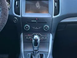 Weiß Gebraucht 2017 Ford S-MAX Business Edition Van / Kleinbus | 16.000 €