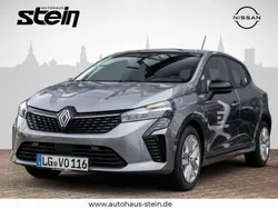 Grau Gebraucht 2024 Renault Clio V Evolution Limousine | 17.790 € (Guter Preis)