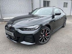 Black sapphire metallic (metallic) Gebraucht 2023 BMW i4 M Sport Limousine | 43.500 € (Etwas zu teuer)