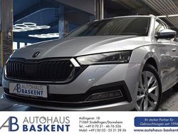 Silber Gebraucht 2022 Skoda Octavia Style Kombi | 18.990 € (Guter Preis)