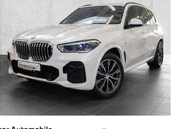 Weiß Gebraucht 2022 BMW X5 M Sport SUV | 58.490 € (Fairer Preis)