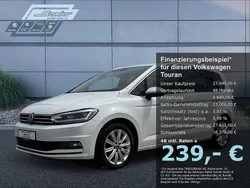 Weiss Gebraucht 2020 VW Touran Highline Van / Kleinbus | 27.849 € (Fairer Preis)