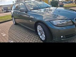 Grau Gebraucht 2010 BMW 318 Kombi | 4.200 € (Fairer Preis)