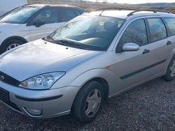Silber Gebraucht 2004 Ford Focus Limousine | 790 € (Guter Preis)