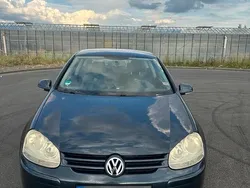 Blau Gebraucht 2007 VW Golf V Kleinwagen | 1.950 € (Fairer Preis)