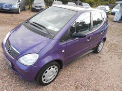 Violet Gebraucht 2000 Mercedes A140 Classic Limousine | 1.689 €