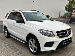 Weiß Gebraucht 2016 Mercedes 350 SUV | 27.000 €