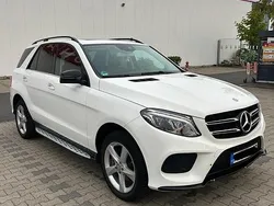 Weiß Gebraucht 2016 Mercedes 350 SUV | 27.000 €