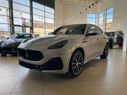 Silber Neu 2025 Maserati Grecale SUV | 123.900 € (Guter Preis)