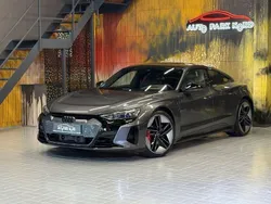 Grau Gebraucht 2024 Audi RS e-tron GT Sport Limousine | 82.900 €