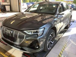 Daytonagrau perleffekt Gebraucht 2022 Audi e-tron S-Line SUV | 32.430 € (Guter Preis)