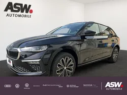 Schwarz Gebraucht 2024 Skoda Scala Drive Kleinwagen | 22.695 € (Fairer Preis)