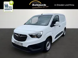 Weiß Gebraucht 2021 Opel Combo Edition Van / Kleinbus | 14.990 € (Guter Preis)