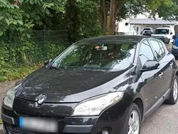 Schwarz Gebraucht 2008 Renault Mégane III Limousine | 2.299 € (Etwas zu teuer)