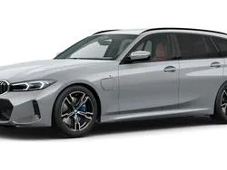Grau Gebraucht 2024 BMW 330e Shadowline Kombi | 45.598 € (Fairer Preis)
