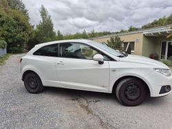 Weiß Gebraucht 2011 Seat Ibiza Limousine | 4.150 € (Fairer Preis)
