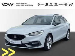 Weiß Gebraucht 2023 Seat Leon ST 4Drive Kombi | 28.790 € (Etwas zu teuer)