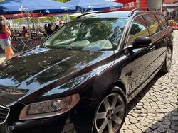 Schwarz Gebraucht 2016 Volvo V70 Momentum Kombi | 8.600 € (Fairer Preis)