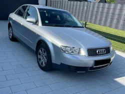 Silber Gebraucht 2001 Audi A4 Limousine | 3.950 € (Teuer)