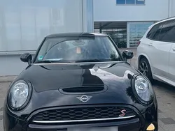 Schwarz Gebraucht 2019 Mini Cooper S Kleinwagen | 16.000 € (Fairer Preis)