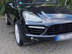 Schwarz Gebraucht 2011 Porsche Cayenne Turbo SUV | 22.000 € (Fairer Preis)