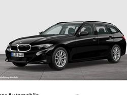 Schwarz Gebraucht 2024 BMW 320 Comfort Edition Kombi | 37.870 € (Fairer Preis)