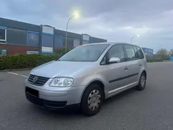 Silber Gebraucht 2004 VW Touran Van / Kleinbus | 2.299 € (Guter Preis)