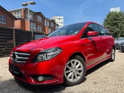 Rot Gebraucht 2013 Mercedes B200 Van / Kleinbus | 6.950 € (Etwas zu teuer)